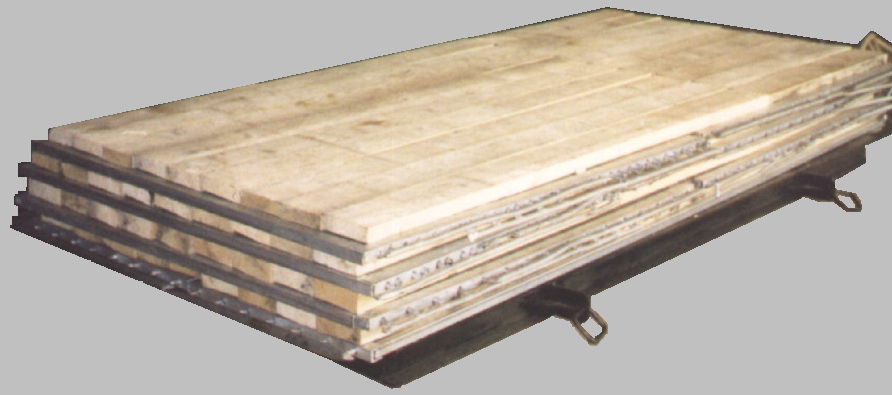 Timber pile with heat panels – heat pipes